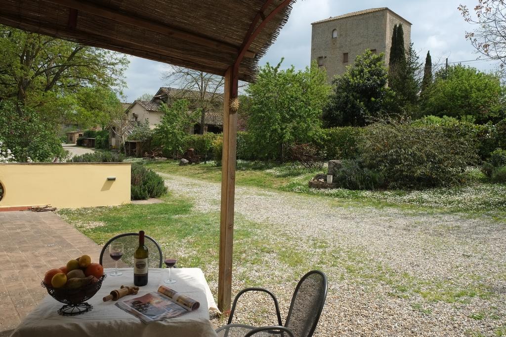 Agriturismo La Roverella Monteroni d'Arbia Exterior photo